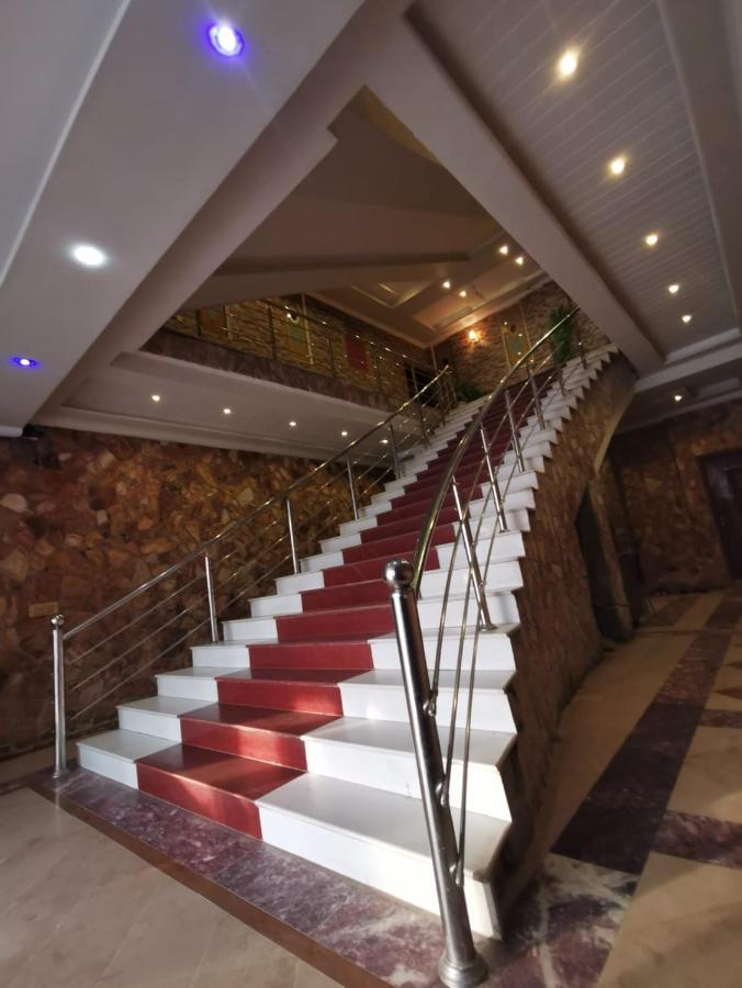 Triple One Hotel Abbottabad Exterior photo